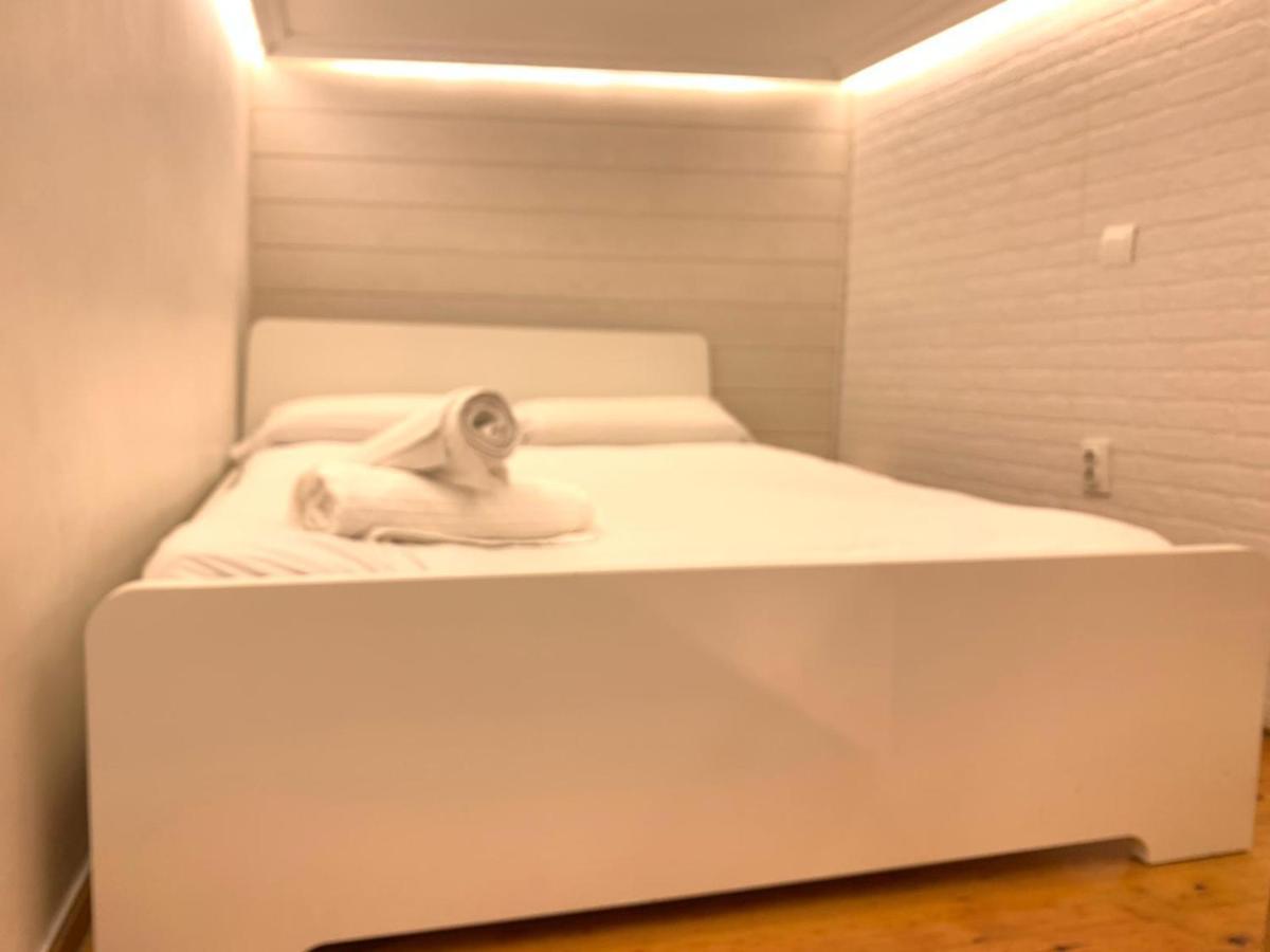 Mini Duplex Plaza Mayor มาดริด ภายนอก รูปภาพ